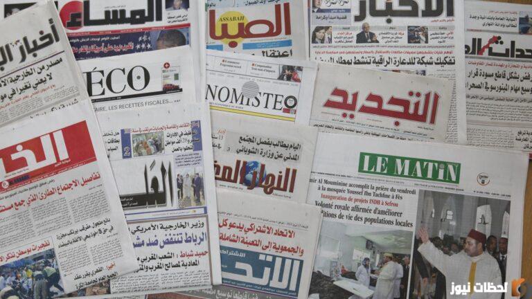 استخدم الفنان الخامات المختلفة مثل قصاصات الجرائد والنفايات الصناعية وغيرها لأضفاء أبعاد للعمل الفني. صواب أم خطأ