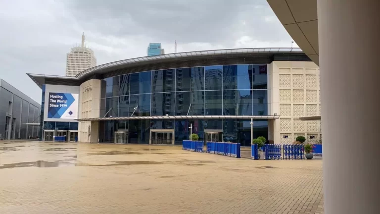 اقرب مركز صحي حكومي من موقعي