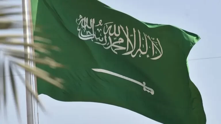 ” تسمح بتأدية مناسك العمرة” هل الزيارة الشخصية مفتوحة الآن 2025؟