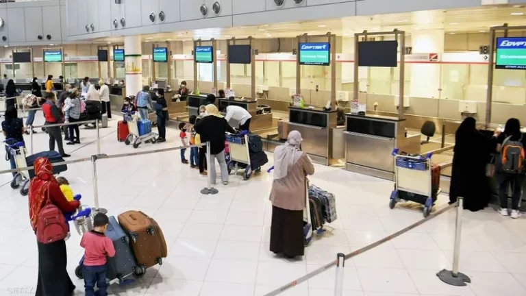 شروط السفر من مطار الكويت 2025