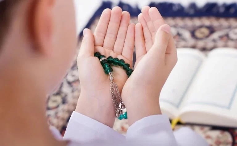45+ دعاء للمريض بالشفاء العاجل 1447 مكتوب اللهم أذهب البأس ربّ النّاس