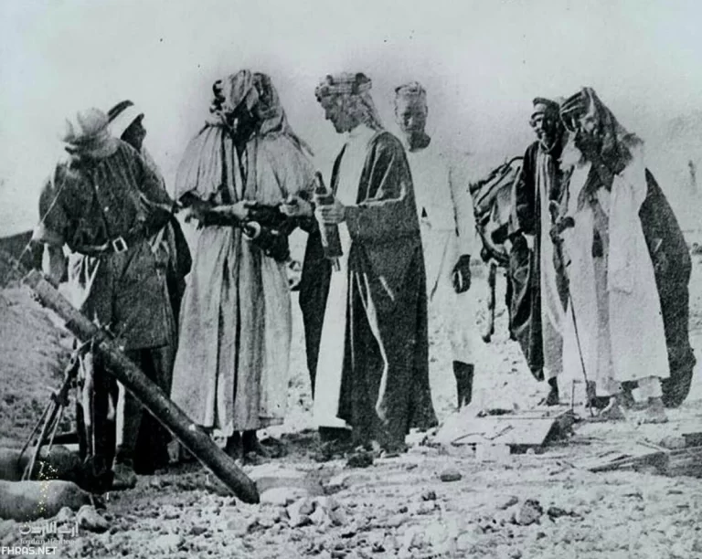 أصل عائلة الرومي وش يرجعون؟