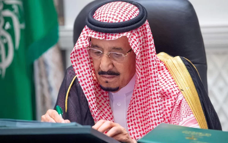 بالأوامر الملكية: صرف راتبين الملك سلمان 1447 لمستحقي حساب المواطن في سبتمبر 2025