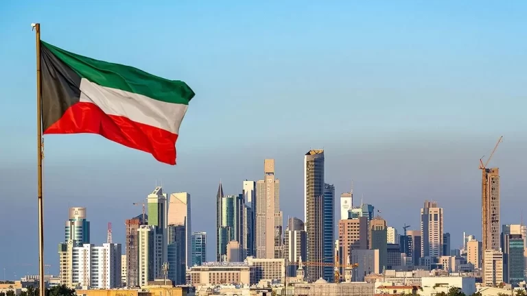 شروط الفيزا التجارية للكويت 2025