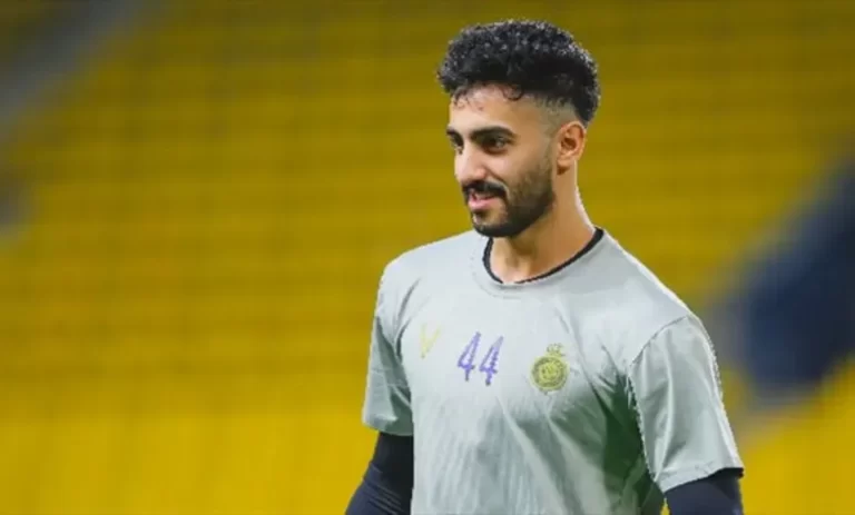 كم طول نواف العقيدي ووزنه