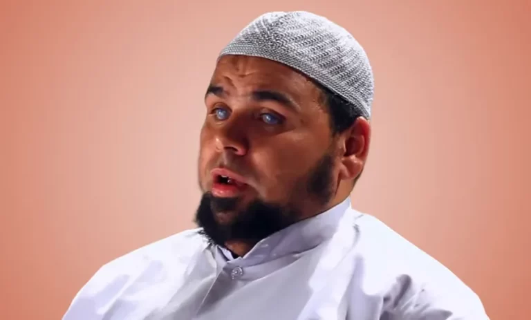 كم عمر الشيخ عبدالله كامل