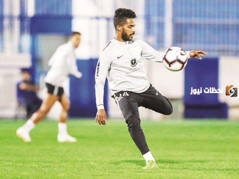 كم عمر نواف الاسيوي الحقيقي