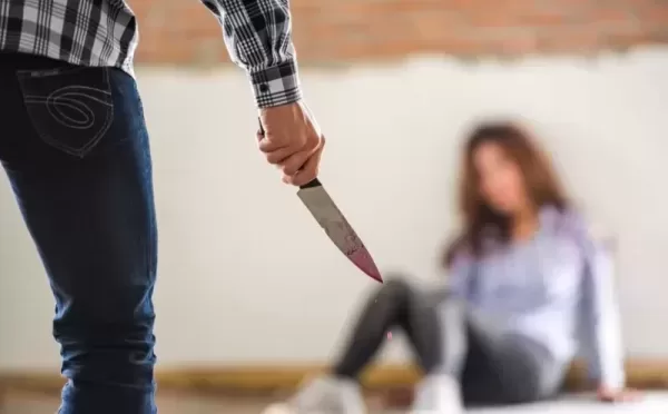 ما تفسير حلم شخص يذبحني بالسكين؟