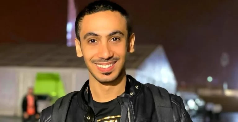 من هو عبدالرحمن إبراهيم دحومي ومن هي زوجتة ويكيبيديا