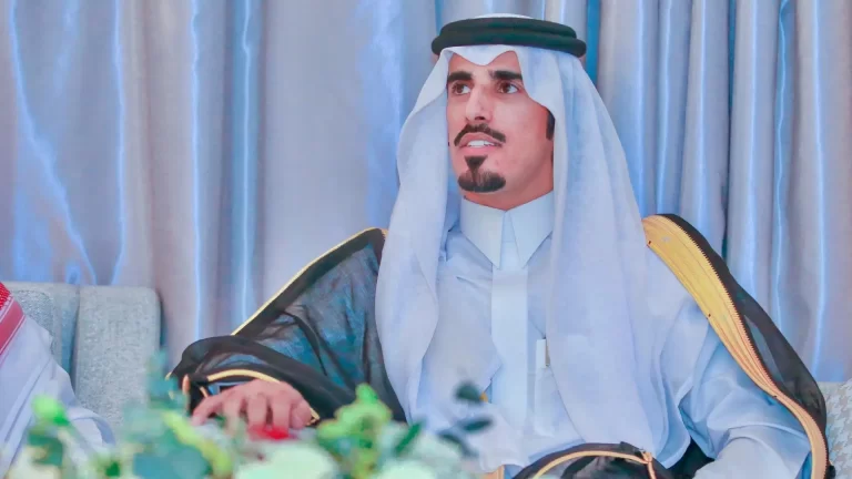 من هي زوجة حمد الطويل ويكيبيديا