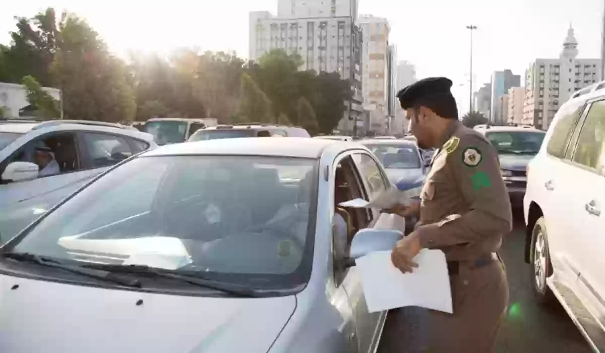 هل تمنع مخالفات المرور إصدار تأشيرة العمالة ؟ .. مساند توضح