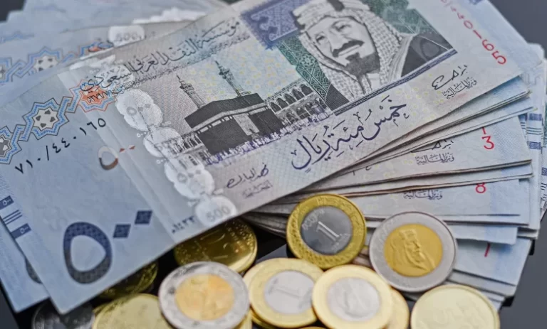 تعرف على سلم رواتب العسكريين الجديد 1447 مع البدلات بعد الزيادة الأخيرة