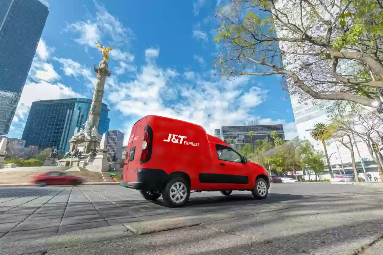 رقم شركة شحن j&t السعودية 1447 للتواصل مع الشركة وتتبع الشحنة وتقديم شكوى على J&T
