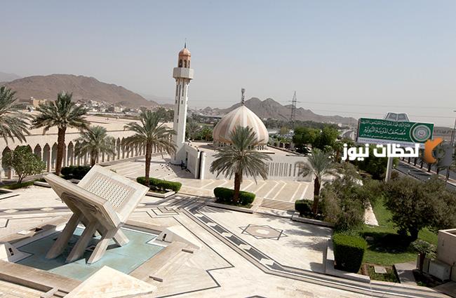 سؤال .. متى تم افتتاح مجمع الملك فهد لطباعة المصحف .. اليكم الاجابة