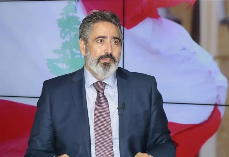 من هو روني الفا؟ ومن هي والدته؟