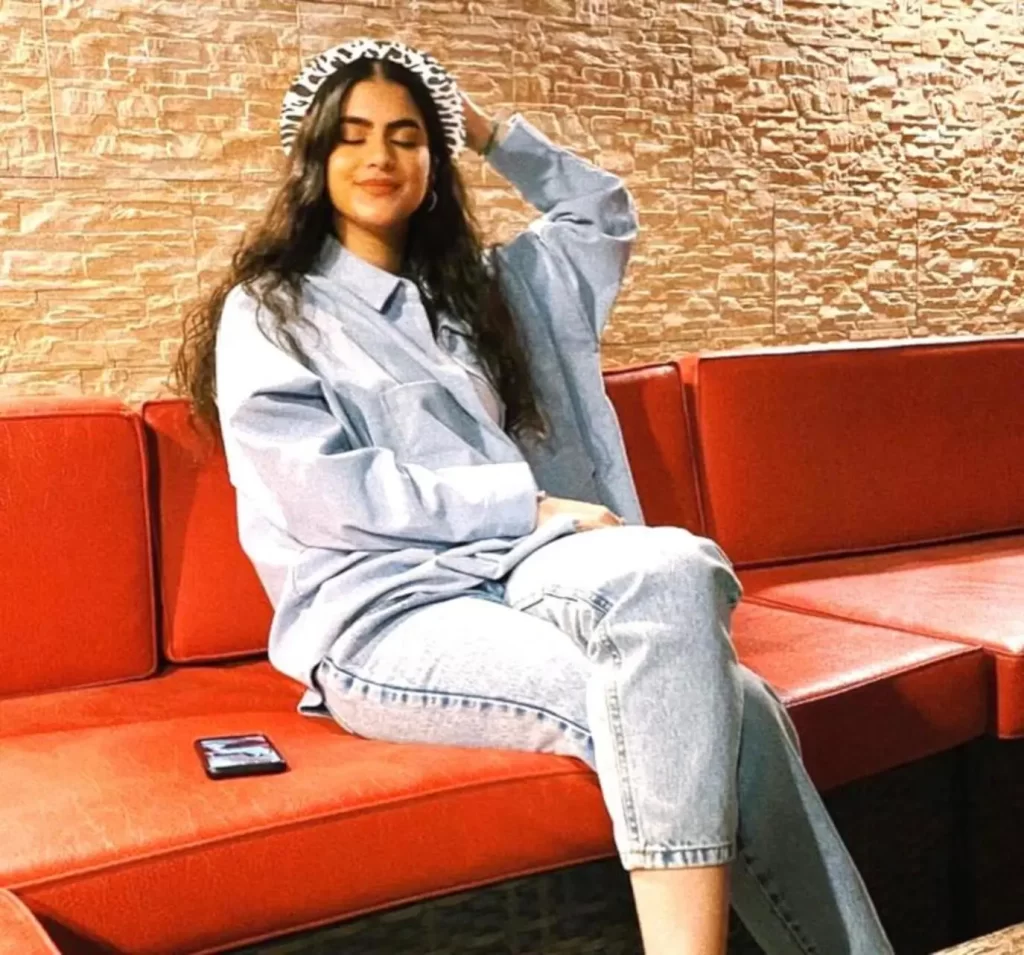 من هي دارين بصاص السيرة الذاتية