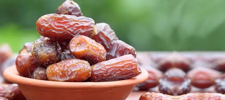فوائد أكل التمر