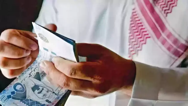 ما هي انواع تمويلات بنك الرياض ومزاياها .. بدون تحويل الراتب .. تمويل شخصي بمبلغ كبير