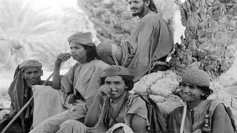 عائلة العزي من وين ووش يرجع
