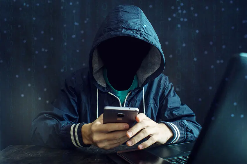 أهم 5 علامات تدل على أن هاتفك مراقب