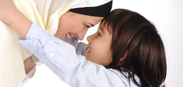 عناصر موضوع تعبير قصير عن الأم