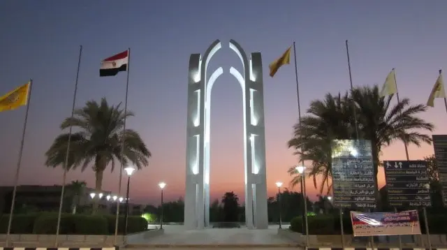 أبرز المعلومات عن جامعة حلوان كلية تجارة