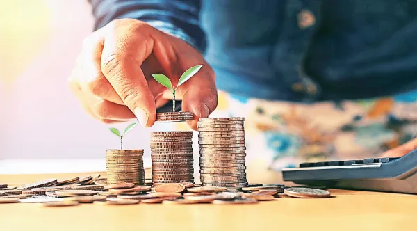أفضل حسابات وصناديق الادخار في البنوك السعودية 2025 بأعلى عائد شهري