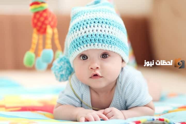 ما هي مراحل تطور نمو الطفل في الشهر الثالث من عمره