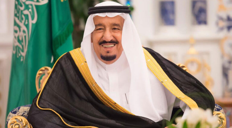 صور توقيع الملك سلمان بن عبدالعزيز المميزة