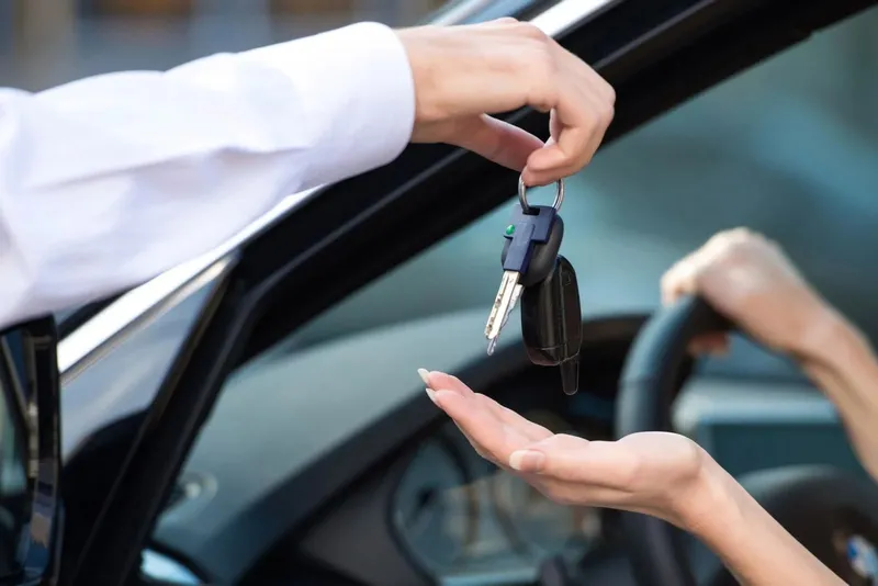 المرور السعودي .. طريقة نقل ملكية السيارة باسمي في السعودية 2025