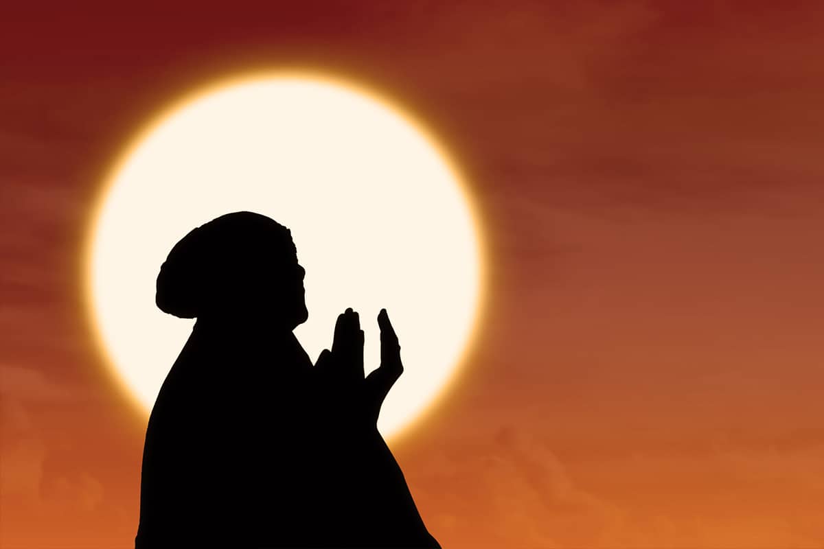 دعاء استقبال عيد الفطر المبارك 2024 الحمد الله أن بلغتنا شهر رمضان