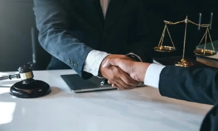 طريقة تحويل المؤسسة إلى شركة والإجراءات والأوراق المطلوبة