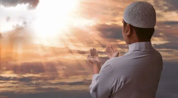 دعاء الرزق في شهر رمضان المبارك 2024  اللهم إن كان  رزقي في السماء فأنزله وإن كان رزقي في الأرض فأخرجه