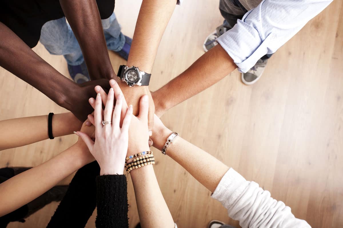 أفضل عبارة عن اليوم العالمي للتطوع 