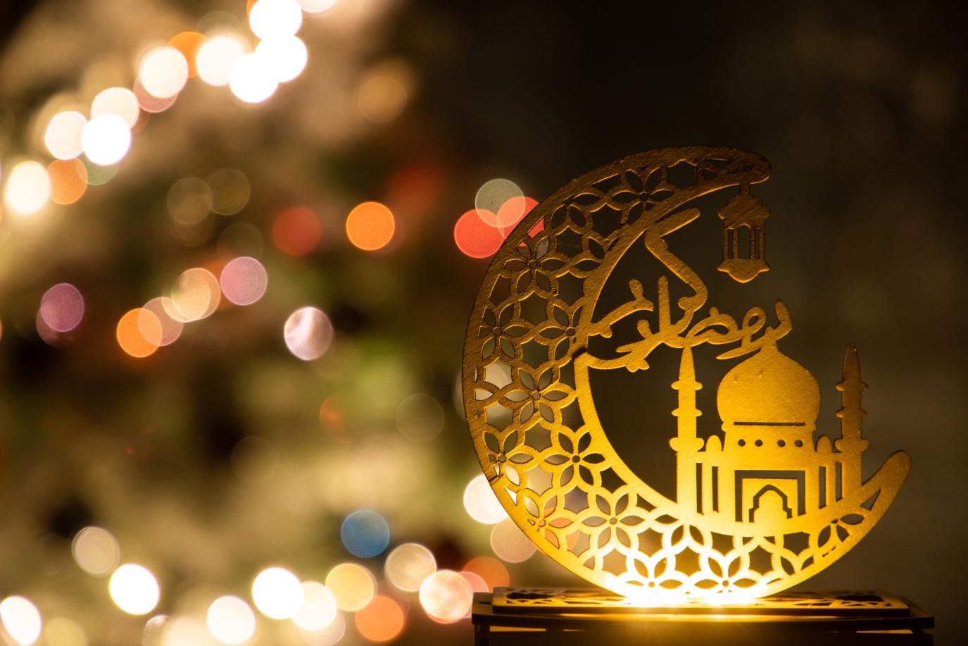 إليك عبارات رمضان أحلي مع عائلتي 2024