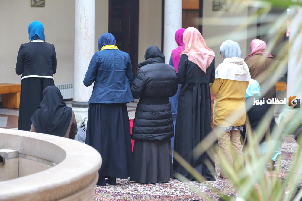 هل يجوز ان تصلي المراة صلاة العيد في بيتها