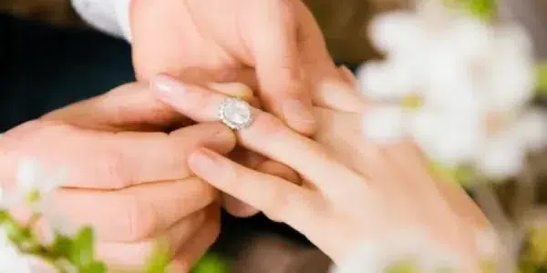 تهنئة زواج قصيرة تويتر