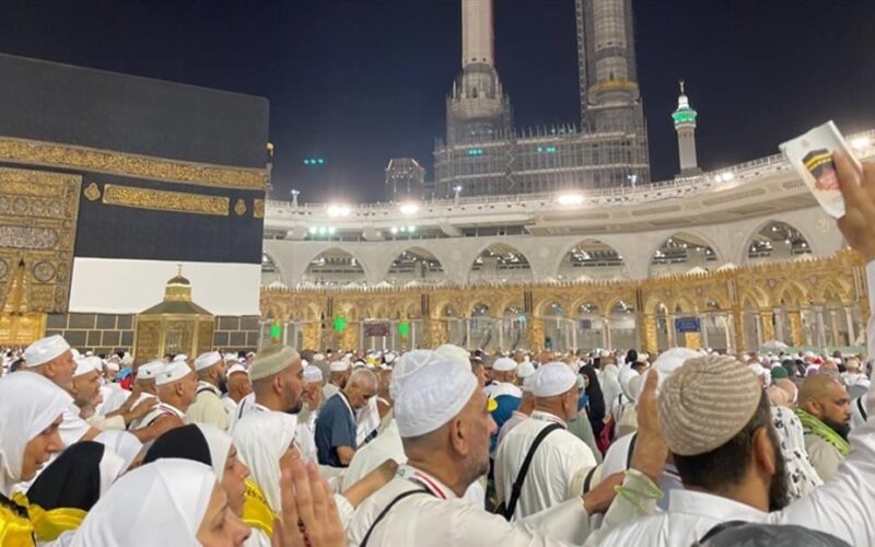 سجل في قرعة الحج في العراق
