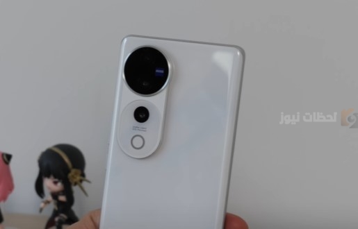 الأكثر مبيعًا.. هاتف Vivo V40 أفخم هاتف من الهواتف العملاقة ( المميزات والعيوب)