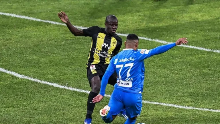 الاتحاد يستعد للكلاسيكو ضد النصر في دوري روشن السعودي
