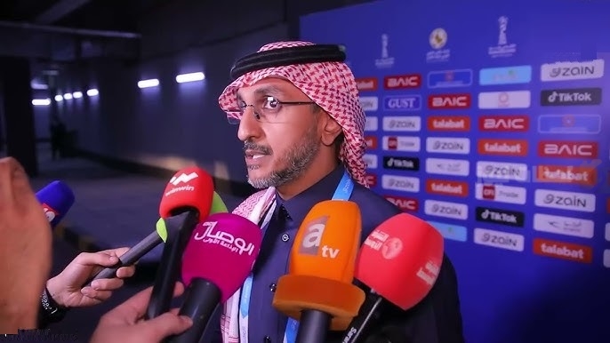 “مبادئنا لا تسمح لنا بالرد على يونس محمود” رد قاسي من القاسم