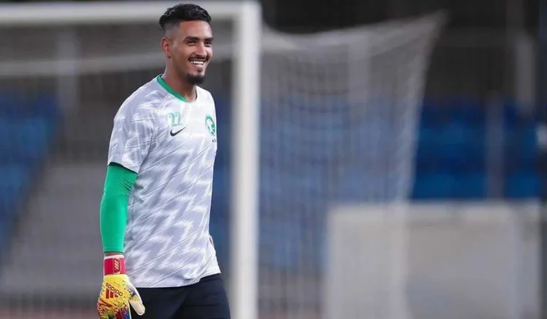 بعد الإصابة التي تعرض لها في المباراة | هل أصيب حارس مرمى الشباب بقطع في الرباط الصليبي؟؟؟