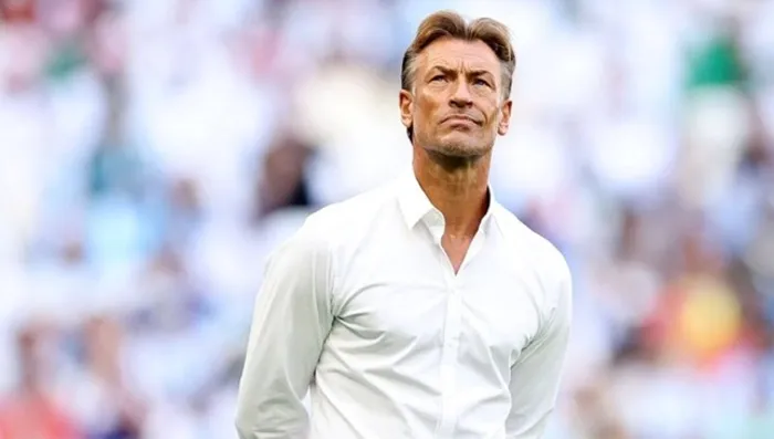 يشارك بطريقته الخاصة | رينارد يعبر عن فرحته بفوز السعودية بتنظيم كأس العالم