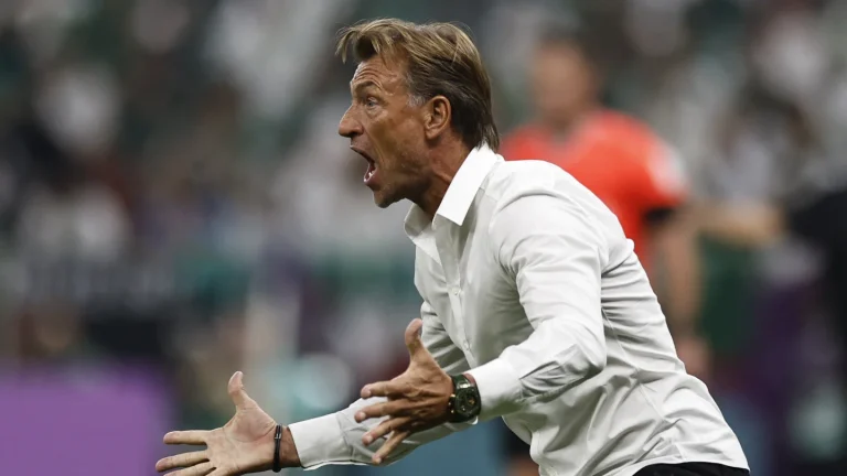أعاني مع السعودية منذ العودة | رينارد يكشف أسباب الفترة الصعبة مع المنتخب الأخضر
