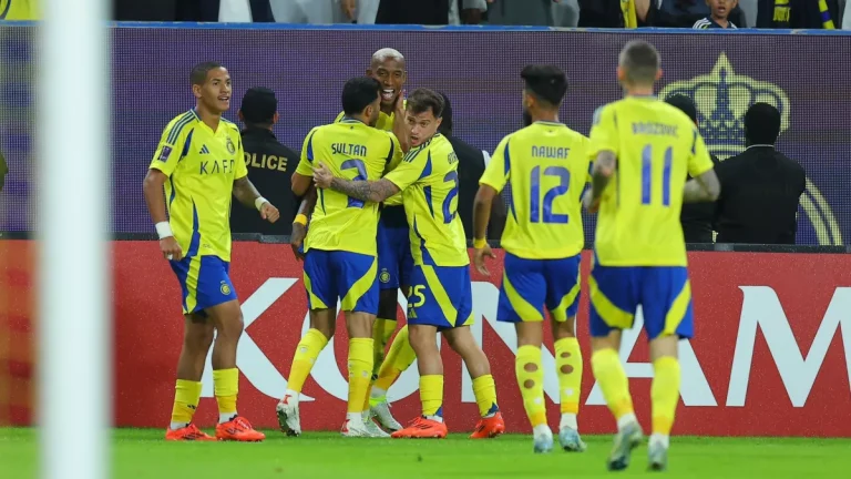 أزمة جديدة في العالمي | لاعب النصر على مشارف الدوري الفرنسي