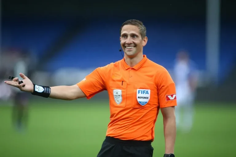 إسبن اسكاس يدير مباراة ريال مدريد وبريست في دوري أبطال أوروبا