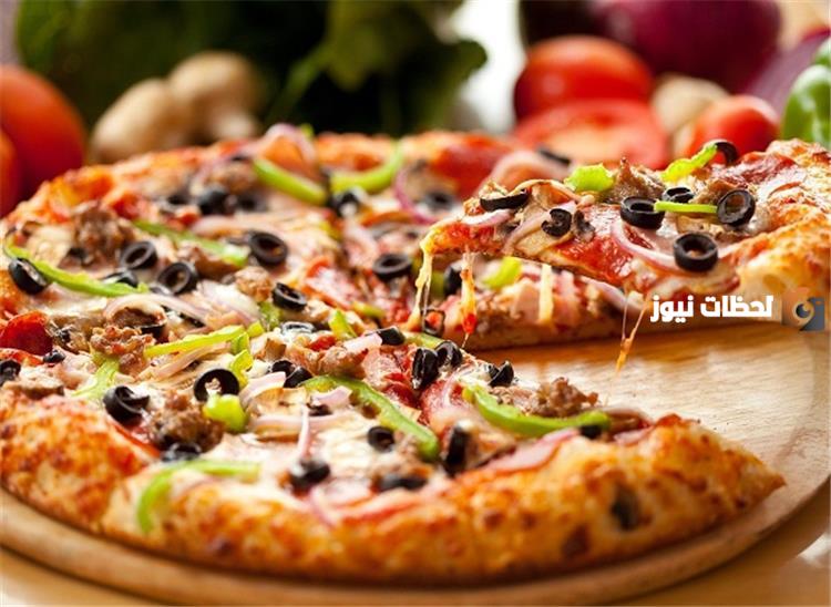 طريقة عمل البيتزا باللحوم خطوة بخطوة
