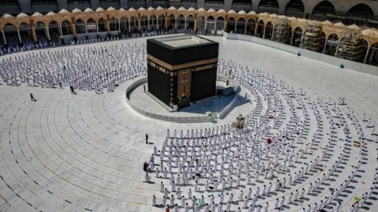 بالسكوتر والدراجات الهوائية | وزارة الحج والعمرة السعودية تستعد لاستقبال موسم الحج