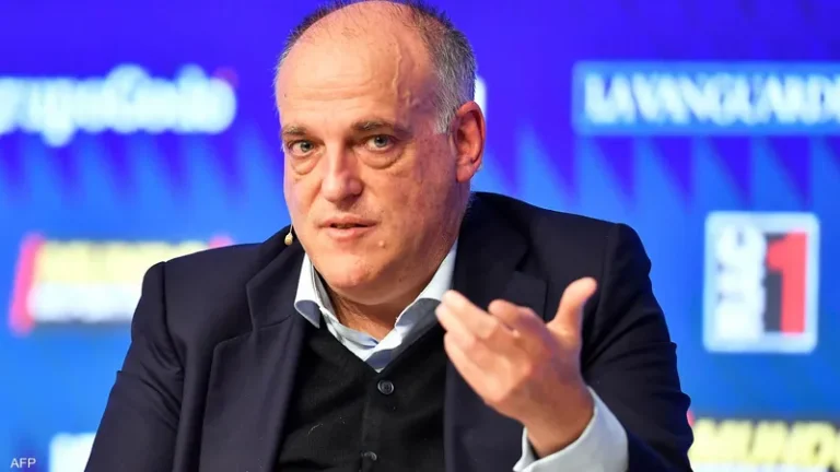 تيباس يهاجم بيريز بسبب مشروع السوبر ليج