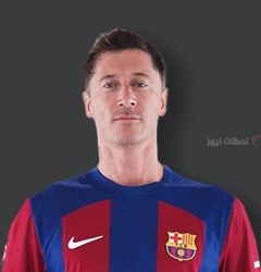 ليفاندوفسكي يكشف سر احتفاله بعد هدف برشلونة في ألافيس